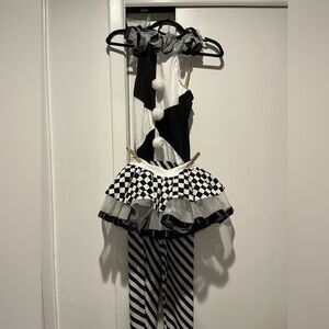 Dansco MA black white pantstardwith tutu and fingerless sleeves